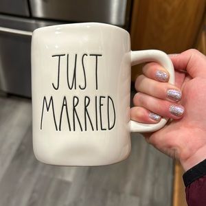 Rae Dunn mug
